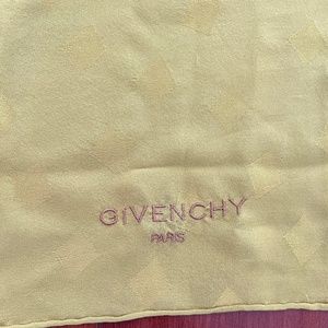GIVENCHY handkerchief scarf green 31" x 30" EUC